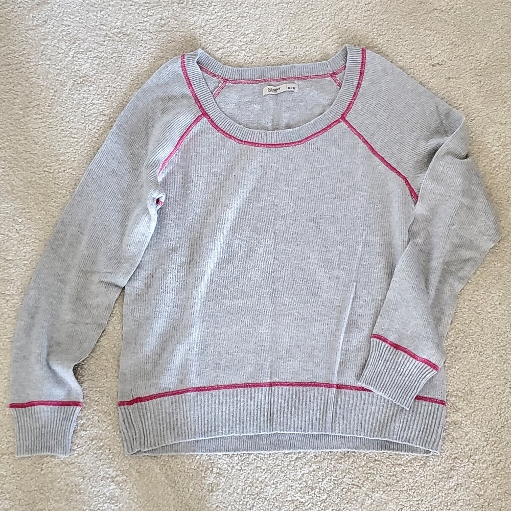 OLD NAVY PULLOVER SWEATER SIZE M